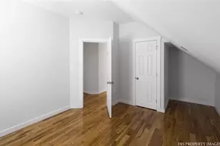 30 Preston St, Providence, RI 02906 - Photo 8