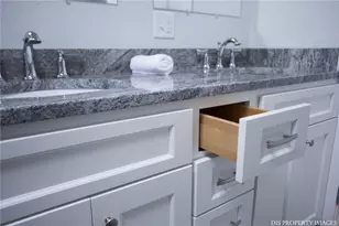 30 Preston St, Providence, RI 02906 - Photo 6