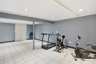 514 Killingly St, Johnston, RI 02919 - Photo 32