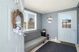 514 Killingly St, Johnston, RI 02919 - Photo 2