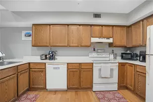3524 W Shore Rd, Warwick, RI 02886 - Photo 6