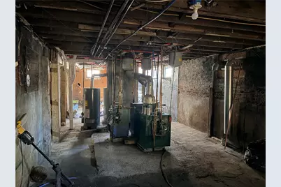 98 Whitmarsh Street, Providence, RI 02907 - Photo 12