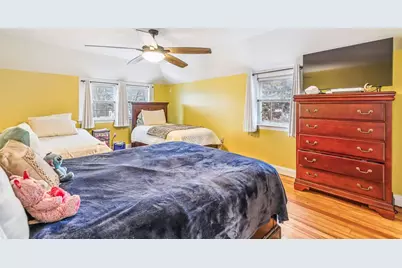 300 Farmington Avenue, Cranston, RI 02920 - Photo 34