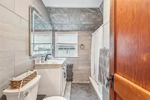 300 Farmington Ave, Cranston, RI 02920 - Photo 36