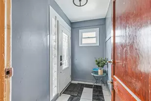 300 Farmington Ave, Cranston, RI 02920 - Photo 4