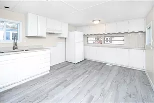 4 Ln 3 Ln, Coventry, RI 02816 - Photo 6