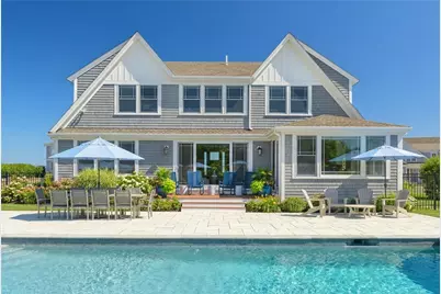 1048 Ocean Road, Narragansett, RI 02882 - Photo 2