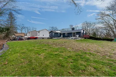 77 Woodlawn Avenue, North Providence, RI 02904 - Photo 32