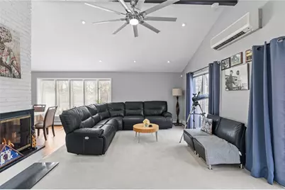 77 Woodlawn Avenue, North Providence, RI 02904 - Photo 8