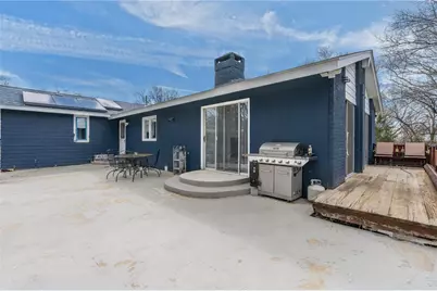 77 Woodlawn Avenue, North Providence, RI 02904 - Photo 28