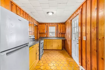 34 Steere Avenue, North Providence, RI 02911 - Photo 4