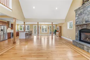 71 Norton Ave, Cranston, RI 02920 - Photo 12