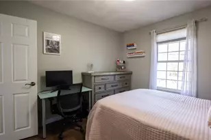 367 Commonwealth Ave, Warwick, RI 02886 - Photo 24