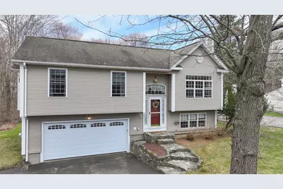 367 Commonwealth Avenue, Warwick, RI 02886 - Photo 2