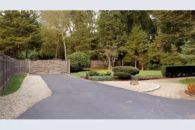 48 Saint George Court, Warwick, RI 02888 - Photo 34