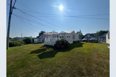 64 Burnside Avenue, Narragansett, RI 02882 - Photo 10
