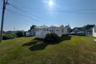 64 Burnside Ave, Narragansett, RI 02882 - Photo 10