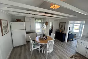 64 Burnside Ave, Narragansett, RI 02882 - Photo 28