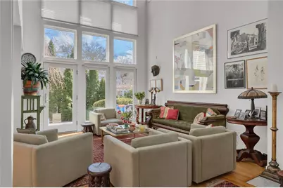 137 University Avenue, Providence, RI 02906 - Photo 20