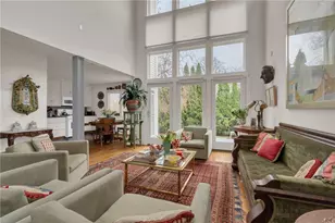 137 University Ave, Providence, RI 02906 - Photo 22