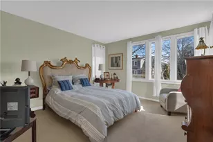 137 University Ave, Providence, RI 02906 - Photo 26