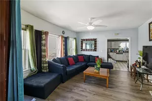 60 Hendricks St, Central Falls, RI 02863 - Photo 10