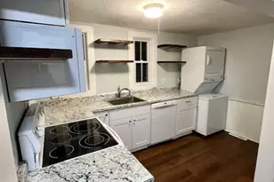 9 Summer St, Westerly, RI 02891 - Photo 4