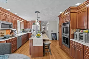 1340 Waterford Dr, East Greenwich, RI 02818 - Photo 14