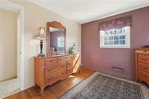 47 Sleepy Hollow Dr, Cumberland, RI 02864 - Photo 24