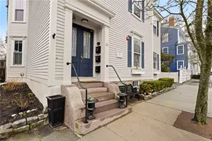 32 School St, Newport, RI 02840 - Photo 2