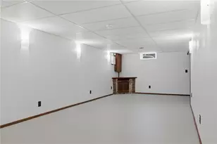 23 Glen Oaks Dr, Cumberland, RI 02864 - Photo 24