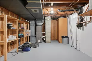 23 Glen Oaks Dr, Cumberland, RI 02864 - Photo 28