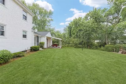 47 Dartmouth Avenue, East Providence, RI 02915 - Photo 24