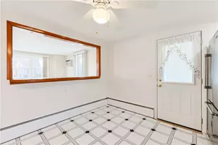 47 Dartmouth Ave, East Providence, RI 02915 - Photo 10