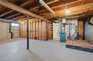 20 Dean St, Pawtucket, RI 02861 - Photo 30