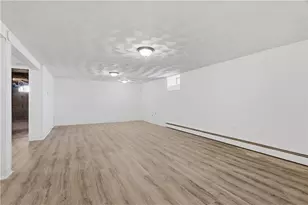 20 Dean St, Pawtucket, RI 02861 - Photo 26