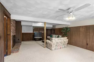 154 Spring Valley Dr, East Greenwich, RI 02818 - Photo 28