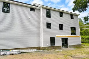 75 Elite Dr, Cranston, RI 02921 - Photo 4
