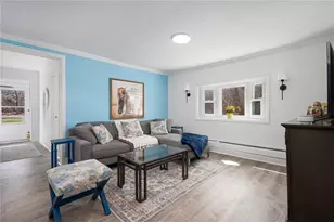99 River Vue Ave, Warwick, RI 02889 - Photo 2