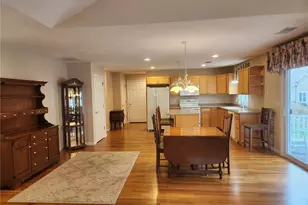 500 Mendon Rd, Cumberland, RI 02864 - Photo 6