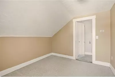 65 Maple Avenue, Middletown, RI 02842 - Photo 16