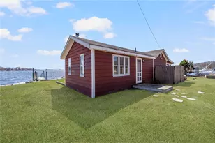 11 Billington Ave, South Kingstown, RI 02879 - Photo 6