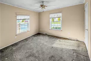 71 Blackbird St, Tiverton, RI 02878 - Photo 18