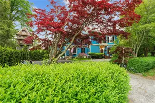 43 Old Beach Rd, Newport, RI 02840 - Photo 2