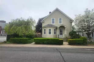 164 Morris Ave, Pawtucket, RI 02860 - Photo 1