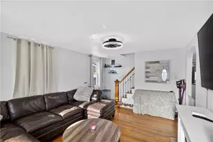 80 Dewey Ave, Pawtucket, RI 02861 - Photo 8