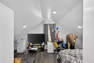 80 Dewey Ave, Pawtucket, RI 02861 - Photo 42