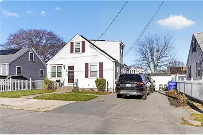 80 Dewey Avenue, Pawtucket, RI 02861 - Photo 2