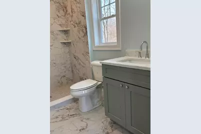 20 Doreen Court, Cranston, RI 02921 - Photo 10