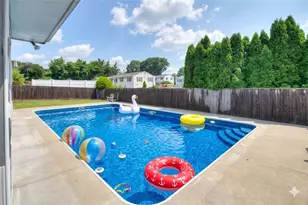 75 Selma St, Cranston, RI 02920 - Photo 36